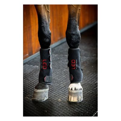 Horseware LED Red Light Therapy Leg Wraps Pair - Black/Black