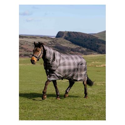 LeMieux Arika Heritage Check 200g Turnout Rug - Cocoa