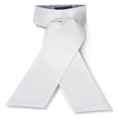 RJ Classics Camden Pre-Tied Stock Tie - White-Cotton Blend