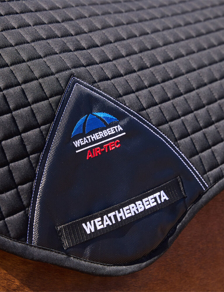 Jump Shaped Saddle Pads