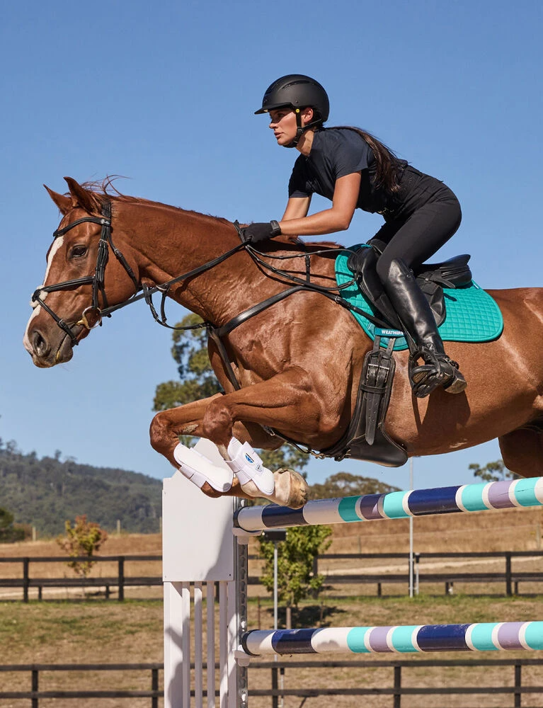 Jump Shaped Saddle Pads